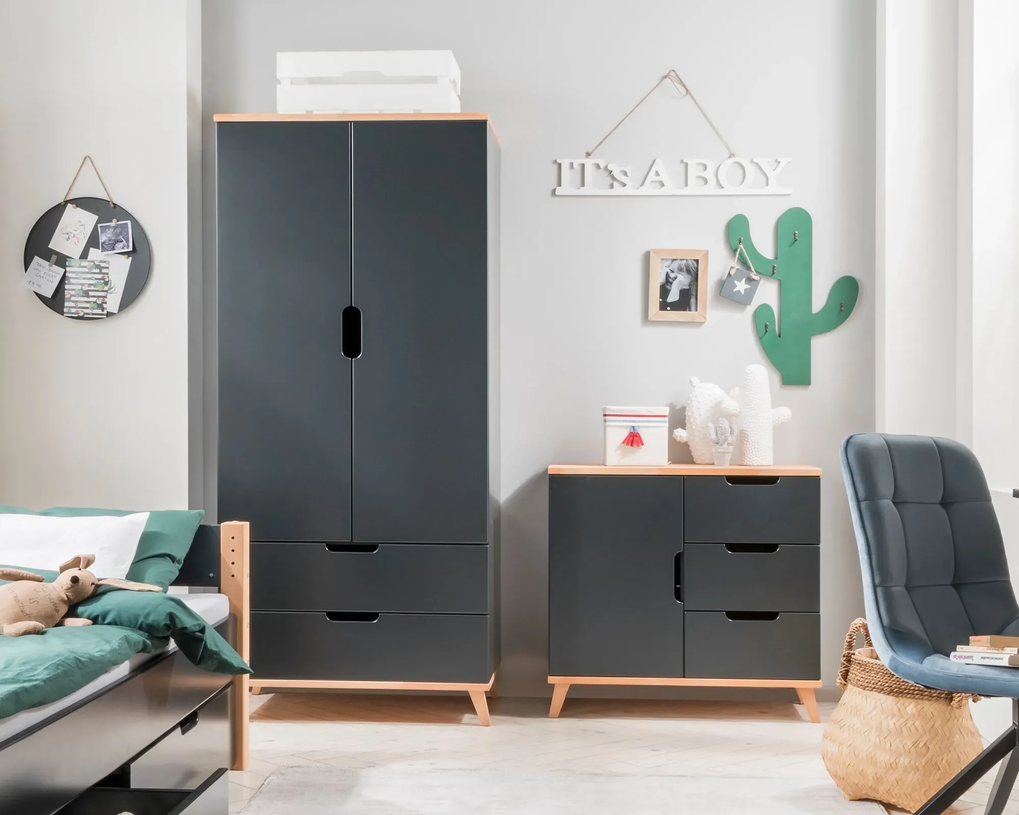 INFANSKIDS »Infanscolor« Kinderzimmer Kleiderschrank anthrazit  – erhältlich in 8 Ausführungen