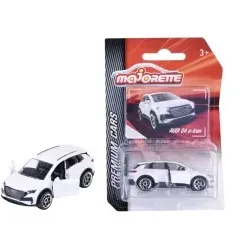 Audi Q4 e-tron, white