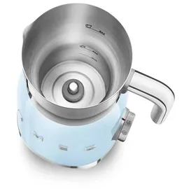 Smeg MFF11PBEU pastel blue