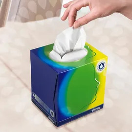 DryNites Kleenex Balsam Kosmetiktücher Würfel 672 Stück