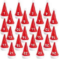 Infactory Origineller Adventskalender mit 24 Nikolaus-Mützchen