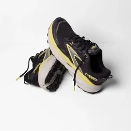 Brooks Cascadia 19 Herren Schwarz/Beige/Gelb 43