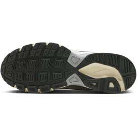 Nike Initiator Herren Light Bone / Smoke Grey / Coconut Milk 42,5