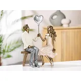 Gilde Deko Figur Paar Herz Ballon - Liebespaar auf Bank mit Herzballon Geschenk Dekoration Hochzeit - Farben: Weiß Bronze Grau - Höhe 24,5 cm