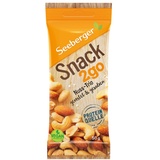Seeberger Snack2go Nuss-Trio: Nuss-Kern-Mischung aus knackigen Mandeln, Erdnüssen und Cashewkernen - leckerer Begleiter in handlicher Größe - geröstet & gesalzen, vegan (12 x 50 g)
