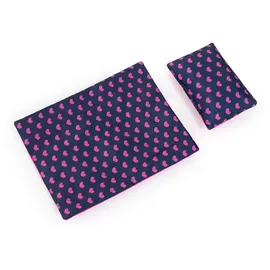 Bayer Design 62654AA Puppenbett mit Schrank, Hochstuhl, Mobile, Ablage, Bettdecke, Kissen, Kleiderbügel, Puppenzubehör