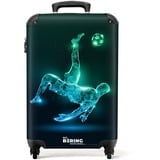 NoBoringSuitcases.com Kinderkoffer, Kinderkoffer Jungen, Koffer Kinder, Kinder Reisekoffer, Koffer Kinder Jungen, Trolley Kinder, Handgepäck Koffer, Handgepäck 55x40x20 cm (Fußballspieler - Grün-Blau)