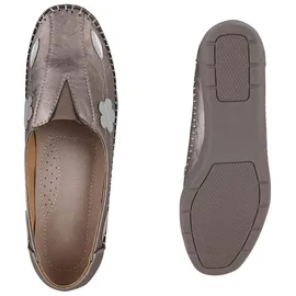 VAN HILL Slip Ons in Rose Gold,