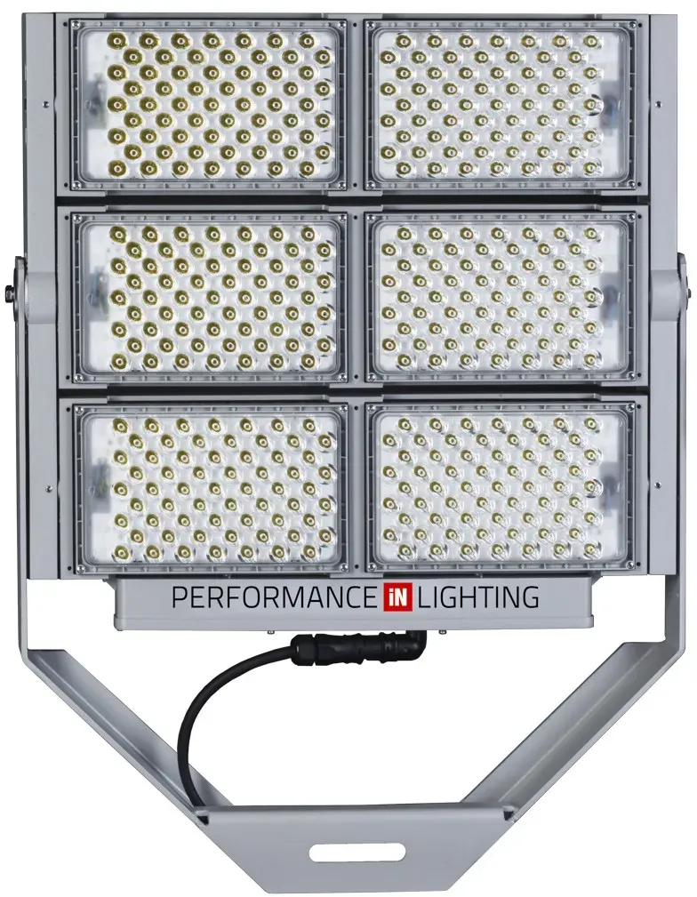 Performance in Light LED-Scheinwerfer 3107719
