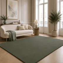 The CarPET Teppich THE CARPET "kuschelig & Super Soft, Anti-Rutsch Unterseite", grün (dunkelgrün), B:300cm H:16mm L:400cm, Polyester, Teppiche, Teppich, Waschbar bis 30 Grad, Felloptik, Wohnzimmer Teppich, Kundenliebling