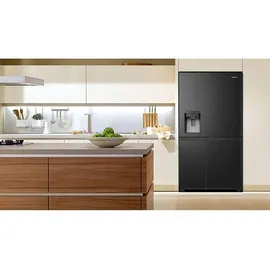 Hisense RS818N4TFC Side-by-Side (632 l, 1795 mm hoch, Schwarz)