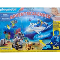 PLAYMOBIL Weihnachten 70776 Adventskalender "Badespaß Polizeitaucheinsatz"