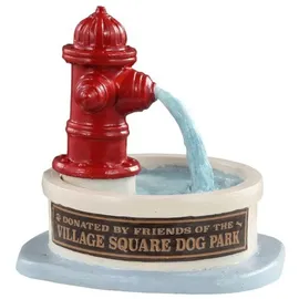 Lemax Dog Park Water Fountain 0,56 m x 0,54 m x 0,48 m rot/mehrfarbig
