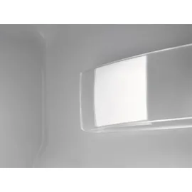 AEG OSF6I82EF Einbaukühlschrank (111 l, 819 mm hoch)