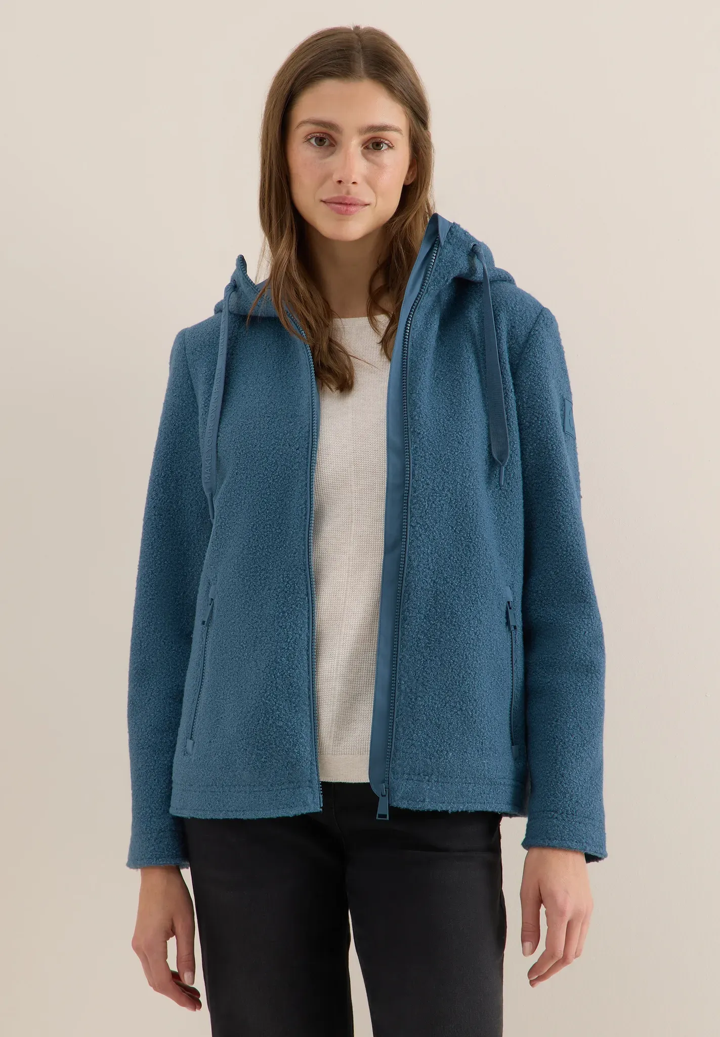 Fellimitatjacke CECIL, Damen, Gr. XL (44), beige (moonstone blau), Stoff, Obermaterial: 100% Polyester. Futter: 100% Polyester, unifarben, normal normal, ohne Ausschnitt, abgesteppt, Jacken, mit Kapuze mit Tunnelzugband