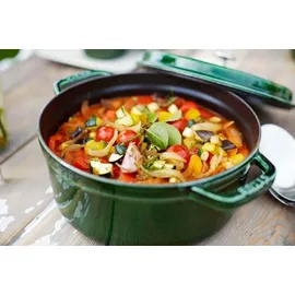 Staub Cocotte 26 cm rund basilikumgrün