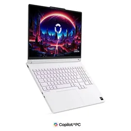 Lenovo Legion 5 15,3" AMD Ryzen AI 7 450 16 GB RAM 512 GB SSD RTX 5060 Glacier White