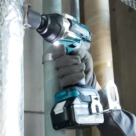 Makita DTW701RTJ inkl. 2 x 5,0 Ah Akku + Ladegerät + Makpac Gr. 3