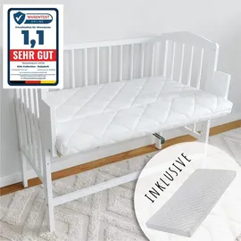 Kids Collective Babybett Beistellbett 90x40 cm mit Matratze, umbaubar zu 90x55 cm, 9 mal verstellbare Liegehöhe, auch als Babywippe nutzbar, Kiefer-Vollholz in weiß
