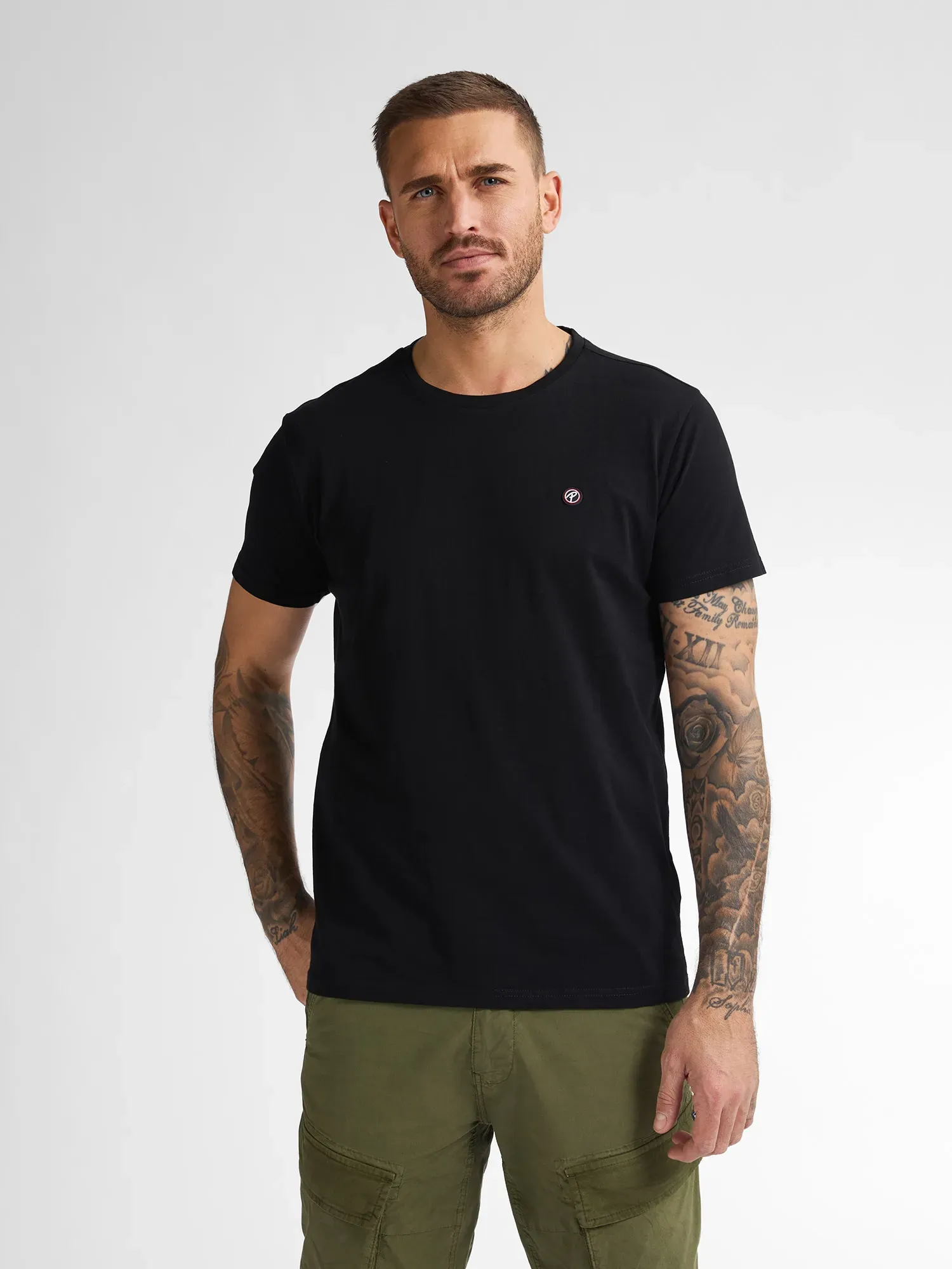 Rundhalsshirt PETROL INDUSTRIES, Herren, Gr. XL, schwarz, Jersey, Obermaterial: 100% Baumwolle, unifarben, regular fit taillenbedeckt, Rundhals, gerader Abschluss, Shirts Rundhalsshirt, mit Logo Stickerei