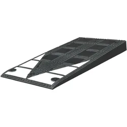 PROREGAL Bordstein-Rampe aus Kautschuk | HxBxT 7,5x45x100cm | LKW geeignet | Schwarz mit weiß-reflektierenden Flächen