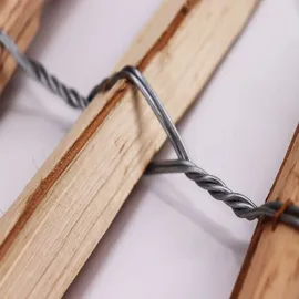 Aquagart 5m Komplett Set Staketenzaun 100cm hoch Lattenabstand 4-6cm mit 5 Holzpfosten 1,5m lang & Krampen