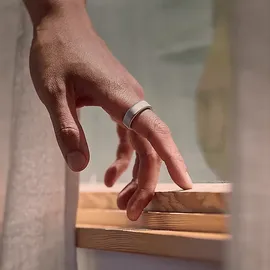 Oura Ring 4 Größe 15 - 72,1 mm Brushed Silver