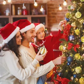 Relaxdays Weihnachtskugeln 101er Set, Kunststoff, Weihnachtsbaumdeko mit Kugeln & Spitze, Christbaumschmuck, Gold/weiß