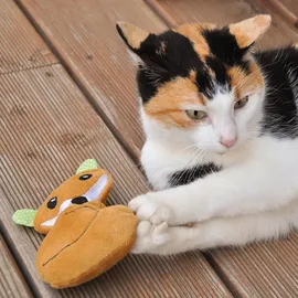 Aumüller Katzenspielzeug Fred Fuchs mit grünen Ohren - Plüschtier zum Schmusen mit Baldrianfüllung