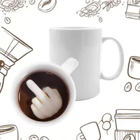 Mad Monkey Tasse – Tasse mit Mittelfinger am Boden,