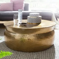 Kadima Design Orient Couchtisch: Handgefertigt, Hammerschlag-Aluminium, großzügige Ablagefläche. Gold, 75x75x31 cm