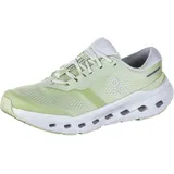 On Cloudrunner 3 
