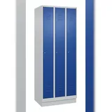 C+P Spind Classic PLUS, Sockel, 3 Abteile, HxBxT 195x75x50cm, Zylinderschloss, Hellgrau/Enzianblau von PROREGAL