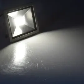 ChiliTec LED-Außenstrahler CTF-SLT 50 50W, 3200lm, neutralweiß, IP44