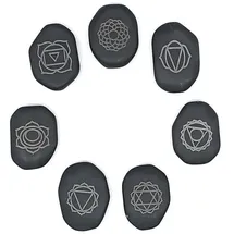 Saraswati Hot Massage Stone "Chakra" graviert Set7