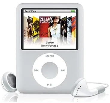 Original Apple iPod kompatibel mit MP3 / MP4-Player / Apple iPod Nano 8 GB (3. Generation) silberfarben