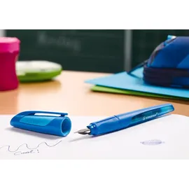 Stabilo Schulfüller mit Standard-Feder M dunkelblau/hellblau