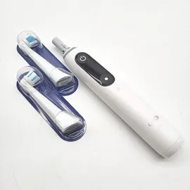 Oral-B iO Series 7N White Alabaster mit Bluetooth + Aufsteckbürsten 2 St.