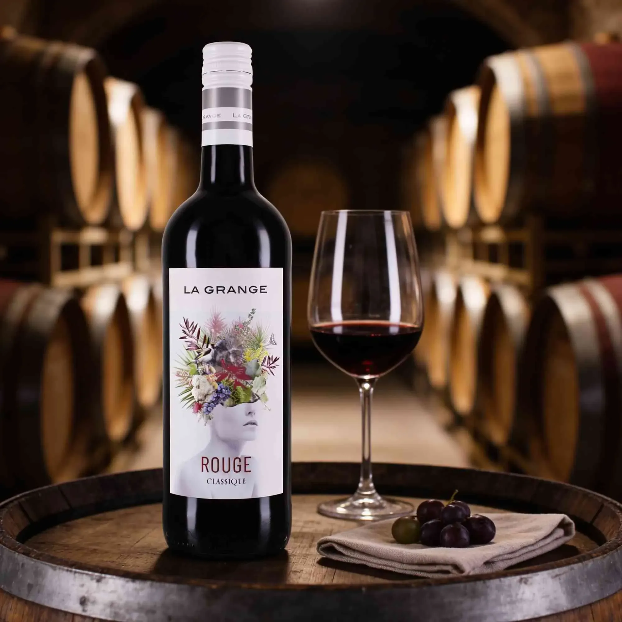 La Grange 2024 La Grange Classique Rouge 2024 Mourvedre,Syrah Frankreich