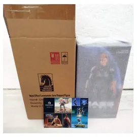 Dark Horse Mass Effect PVC Statue Commander Jane Shepard 23 cm