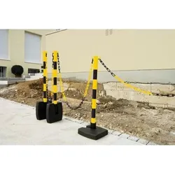 Ketten-Warnständer zum Umklappen, mit 2 Kettenösen, Fuß 280 x 280 mm, 900 mm hoch, schwarz/gelb