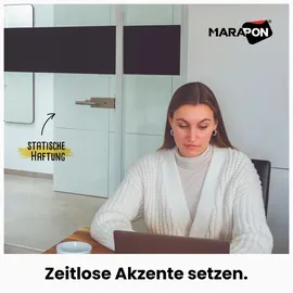 Marapon Fensterfolie Blickdicht selbsthaftend in schwarz 0,30x2 m Verdunkelungsfolie mit hohem Sichtschutz Sichtschutzfolie Fenster statisch haftend Folie Fenster Sichtschutz Blackout Glasfolie