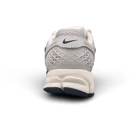 Nike Zoom Vomero 5 Damen Photon Dust/Metallic Silver 37,5