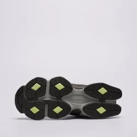 New Balance 9060 Black Cement/Dry Lime 45