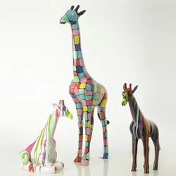 Liegende Giraffe Trash - Weiß Anderes Harz Amadeus 72x43 cm