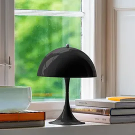 Louis Poulsen Panthella 250 Schwarz