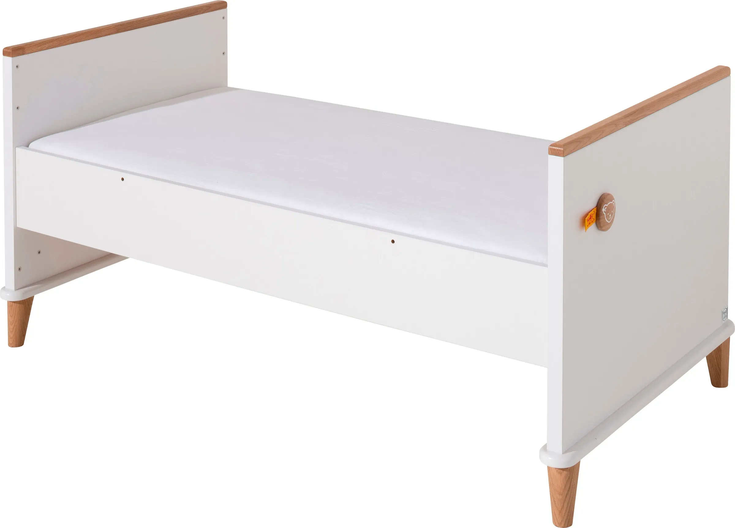 Kinderbett »"Lotte & Fynn"«, inklusive 4-fach höhenverstellbarem AIRWELL® Comfort Federleistenrost, kreideweiß/Eiche massiv + kreideweiß/Eiche massiv + kreideweiß/Eiche massiv, , 50357469-0