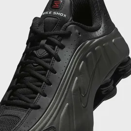 Nike Shox R4 Herren Running schwarz Größe 45 Schuhe