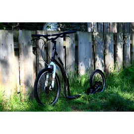 Yedoo Scooter Yedoo Three Y40 Tretroller mit Luftreifen 20/16 Rot