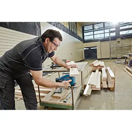 Bosch GST 12V-70 Professional inkl. 1 x 2,0 Ah + Ladegerät